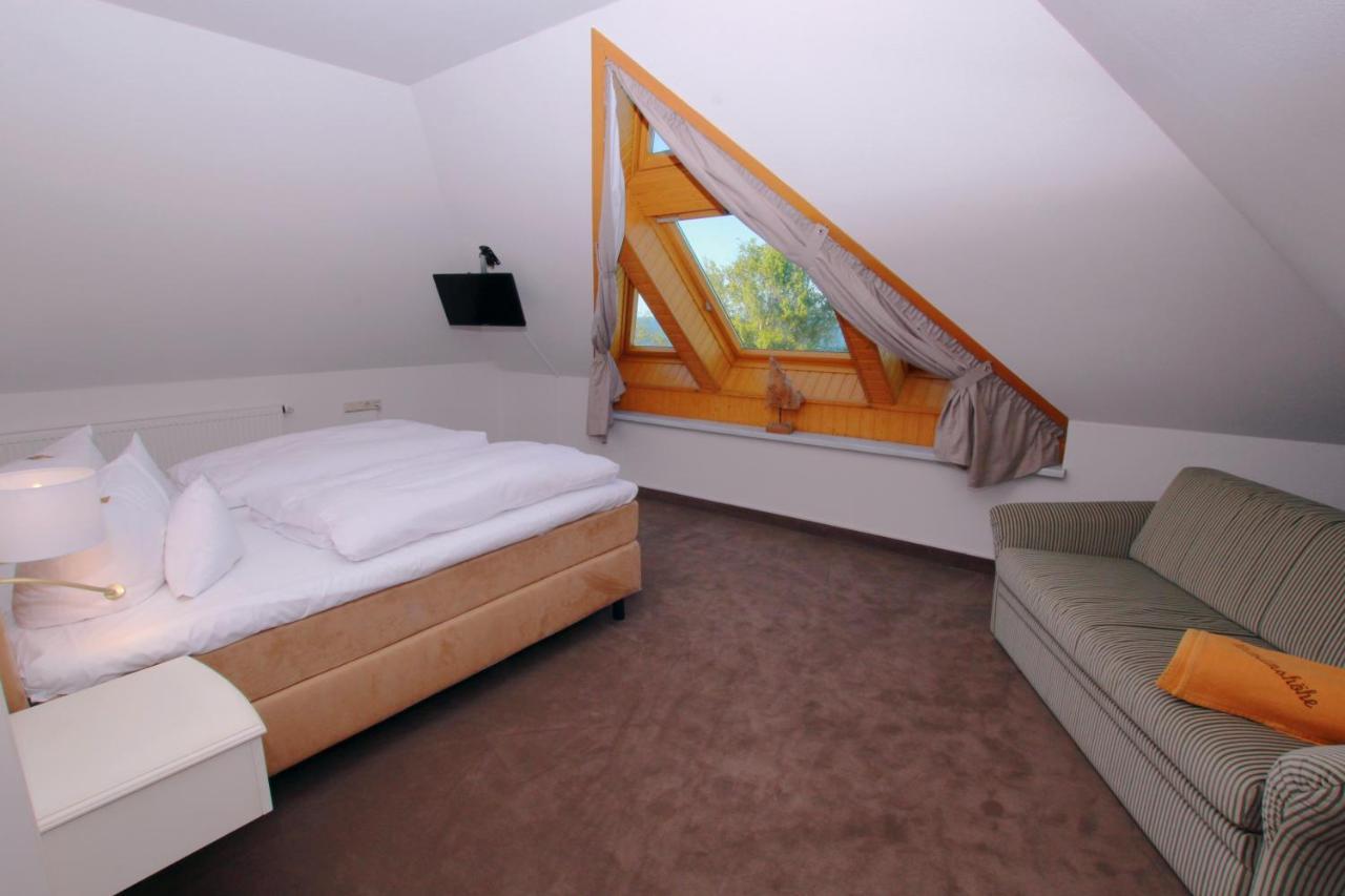 Hotel Wilhelmshoehe Rostock Esterno foto